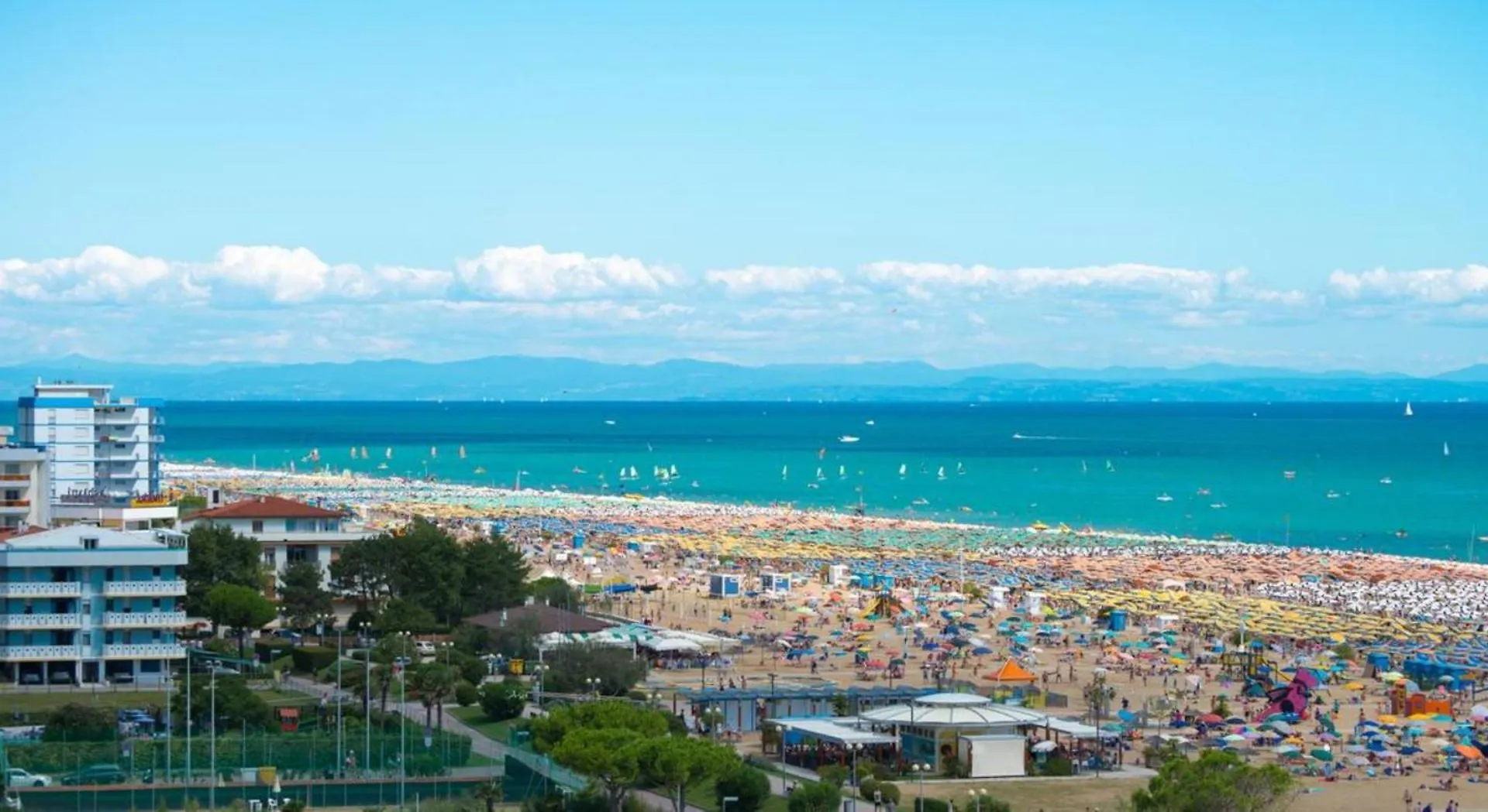 Comfortable Flat On The Top Floor- Beahost Bibione Apartment