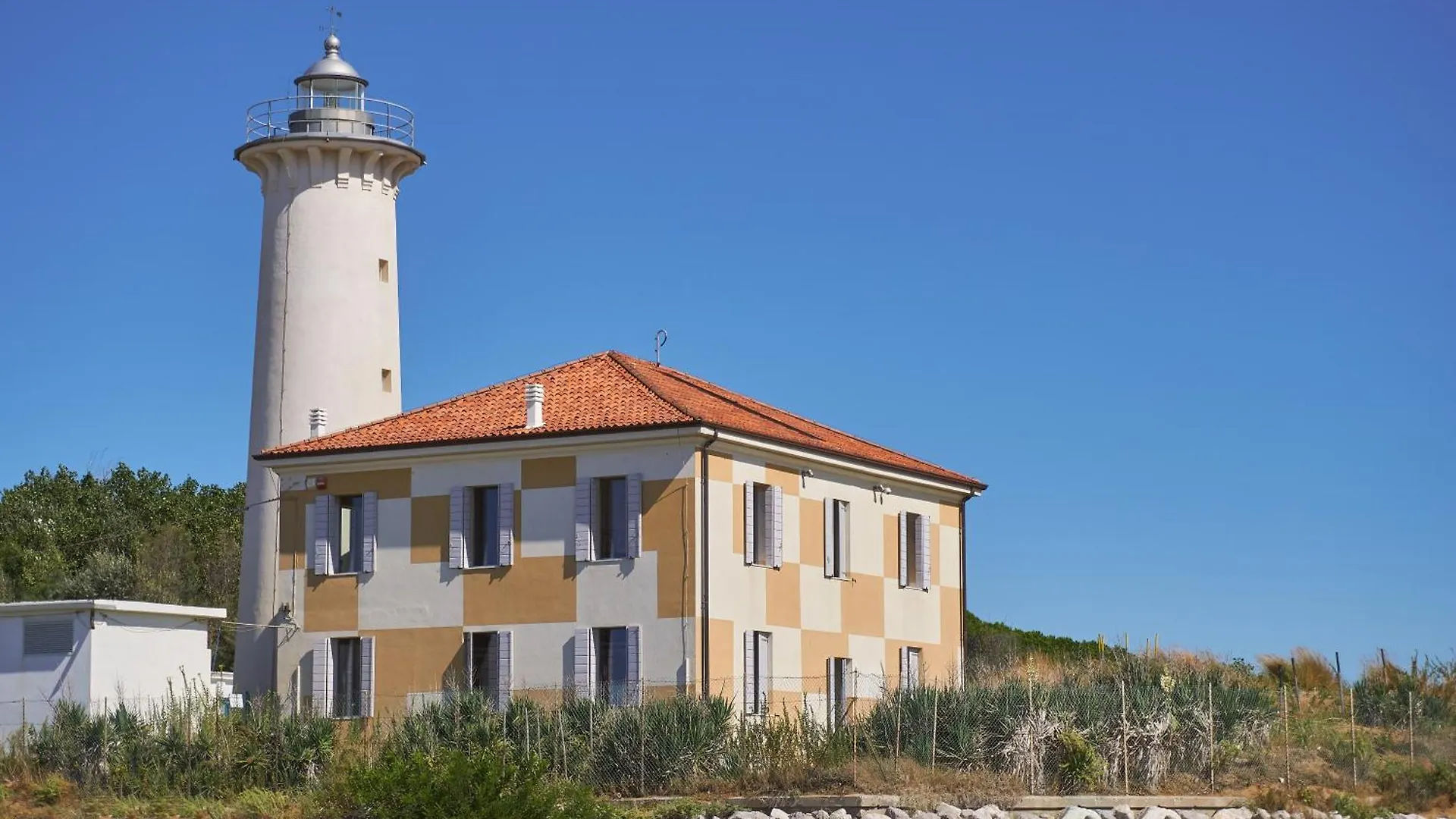 Comfortable Flat On The Top Floor- Beahost Bibione Apartment