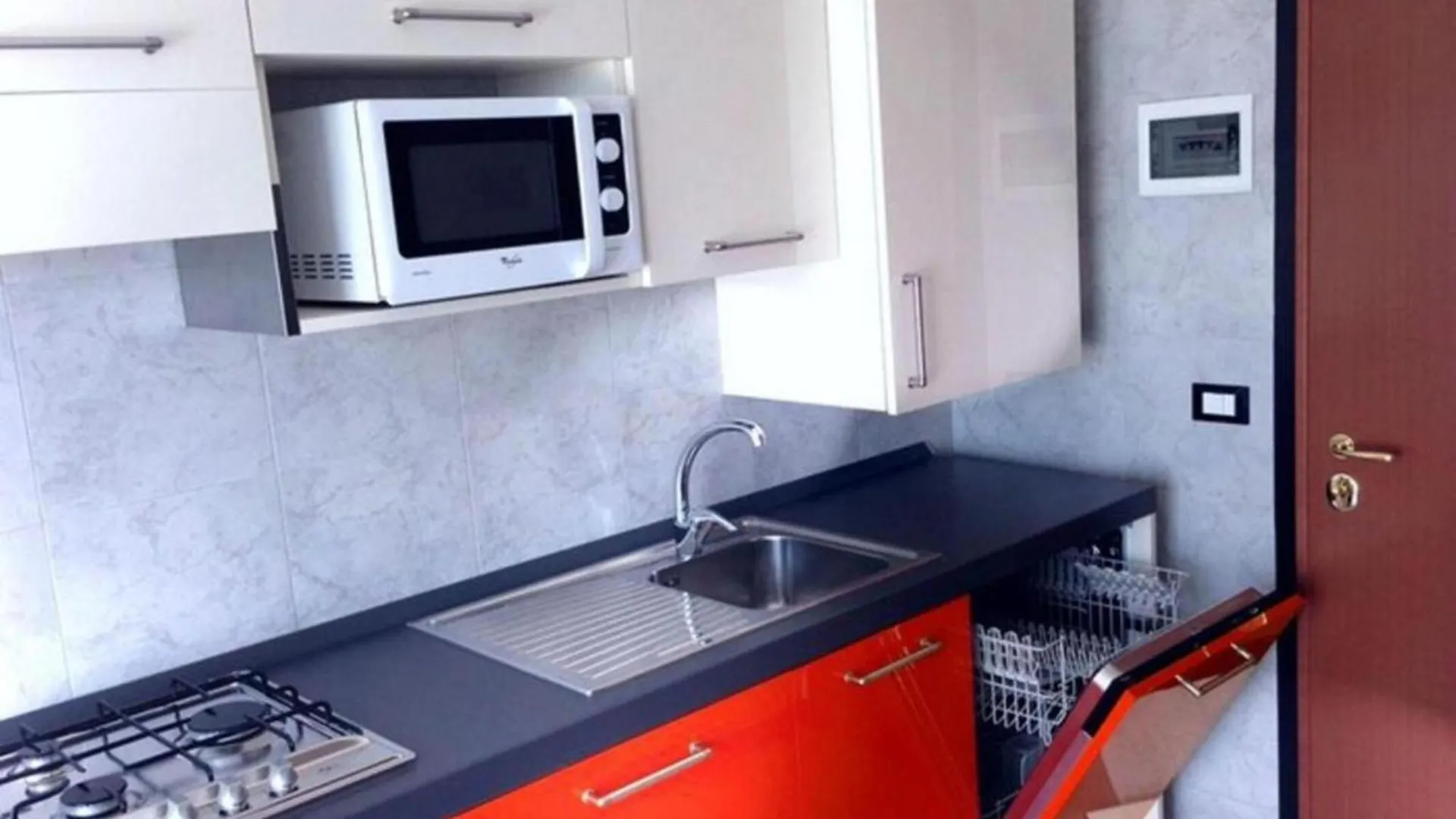 Apartment Comfortable Flat On The Top Floor- Beahost Bibione Italy